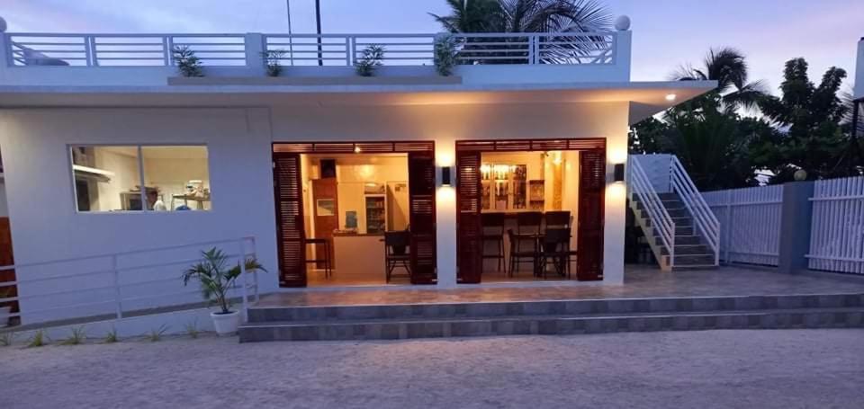 Maykenn Beach Santa Fe  Buitenkant foto